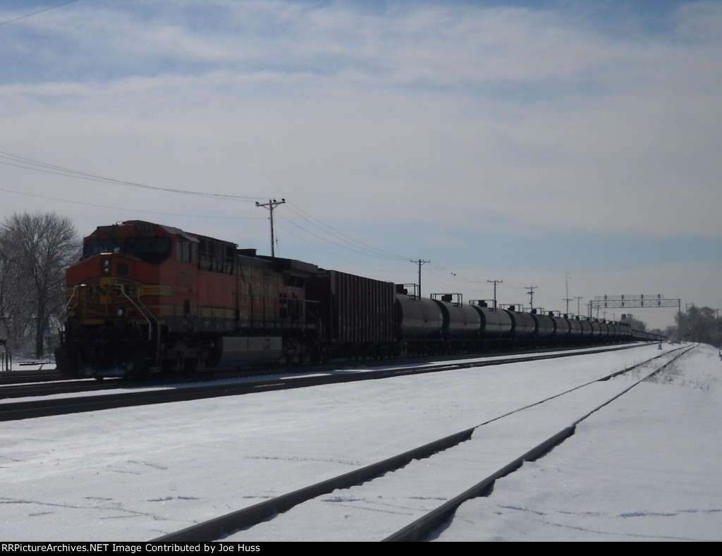 BNSF 5703 DPU